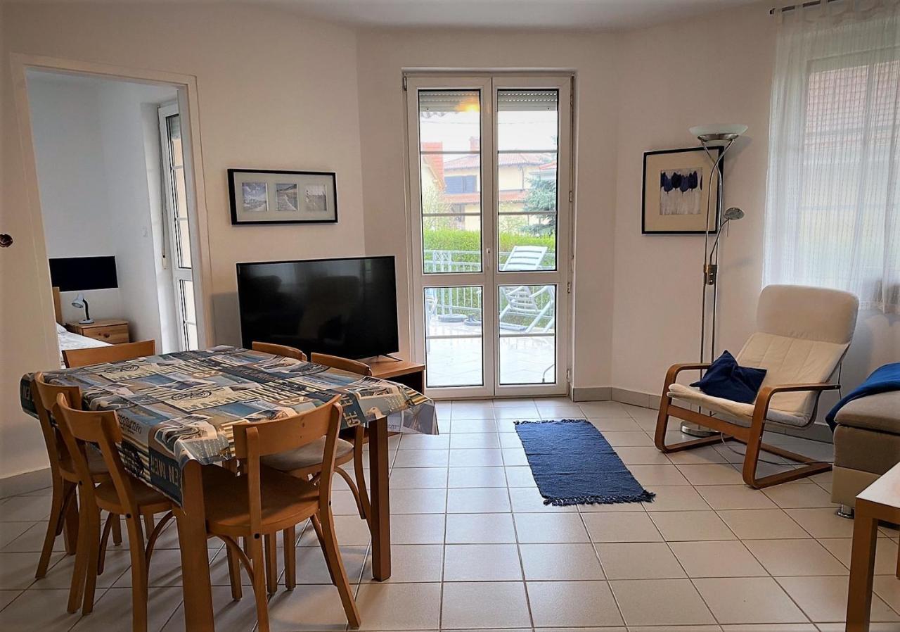 Nefelejcs Apartmanház Gyenesdiás Exterior foto