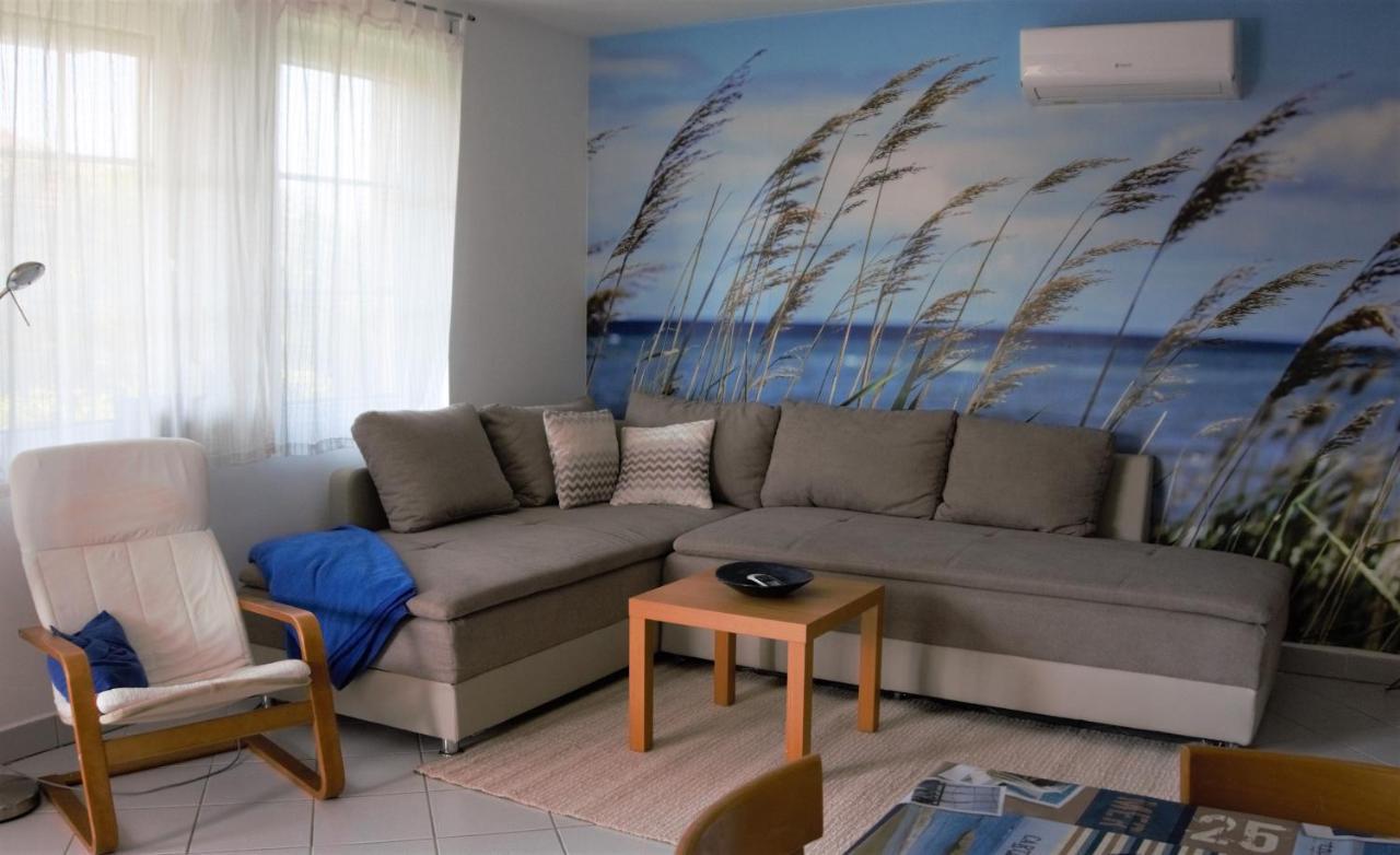 Nefelejcs Apartmanház Gyenesdiás Exterior foto