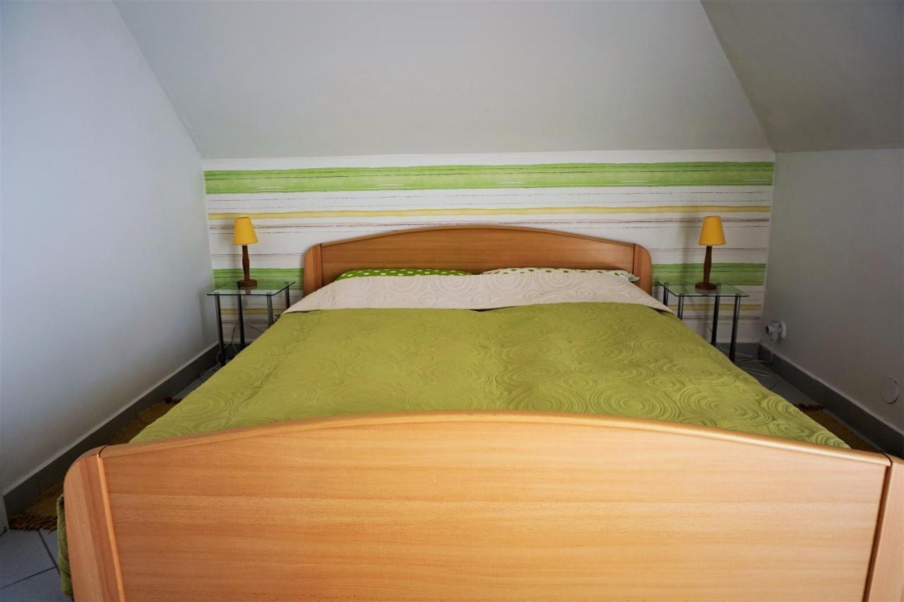 Nefelejcs Apartmanház Gyenesdiás Exterior foto