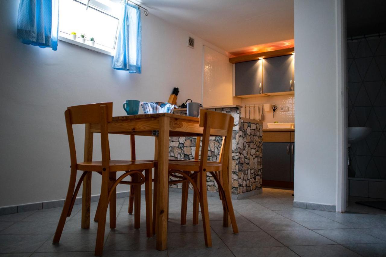 Nefelejcs Apartmanház Gyenesdiás Exterior foto