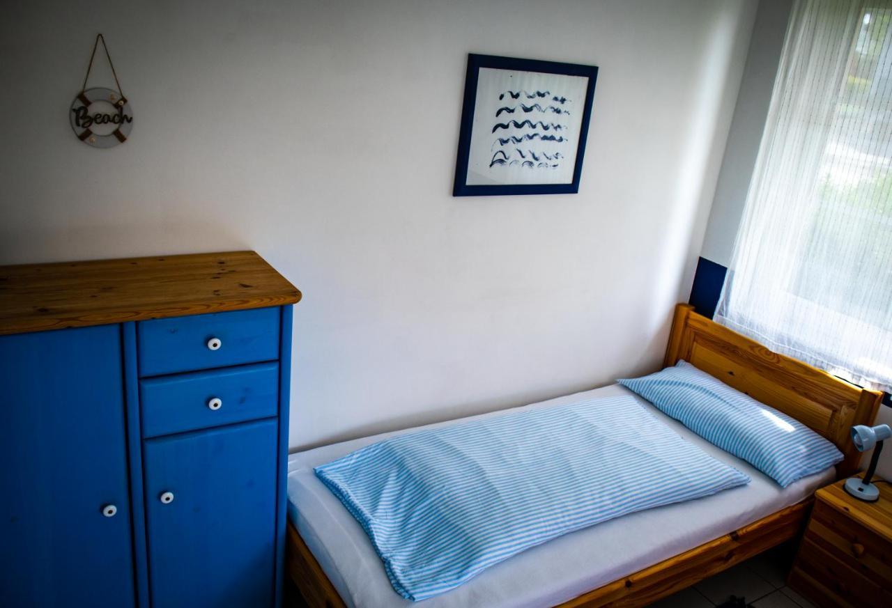 Nefelejcs Apartmanház Gyenesdiás Exterior foto
