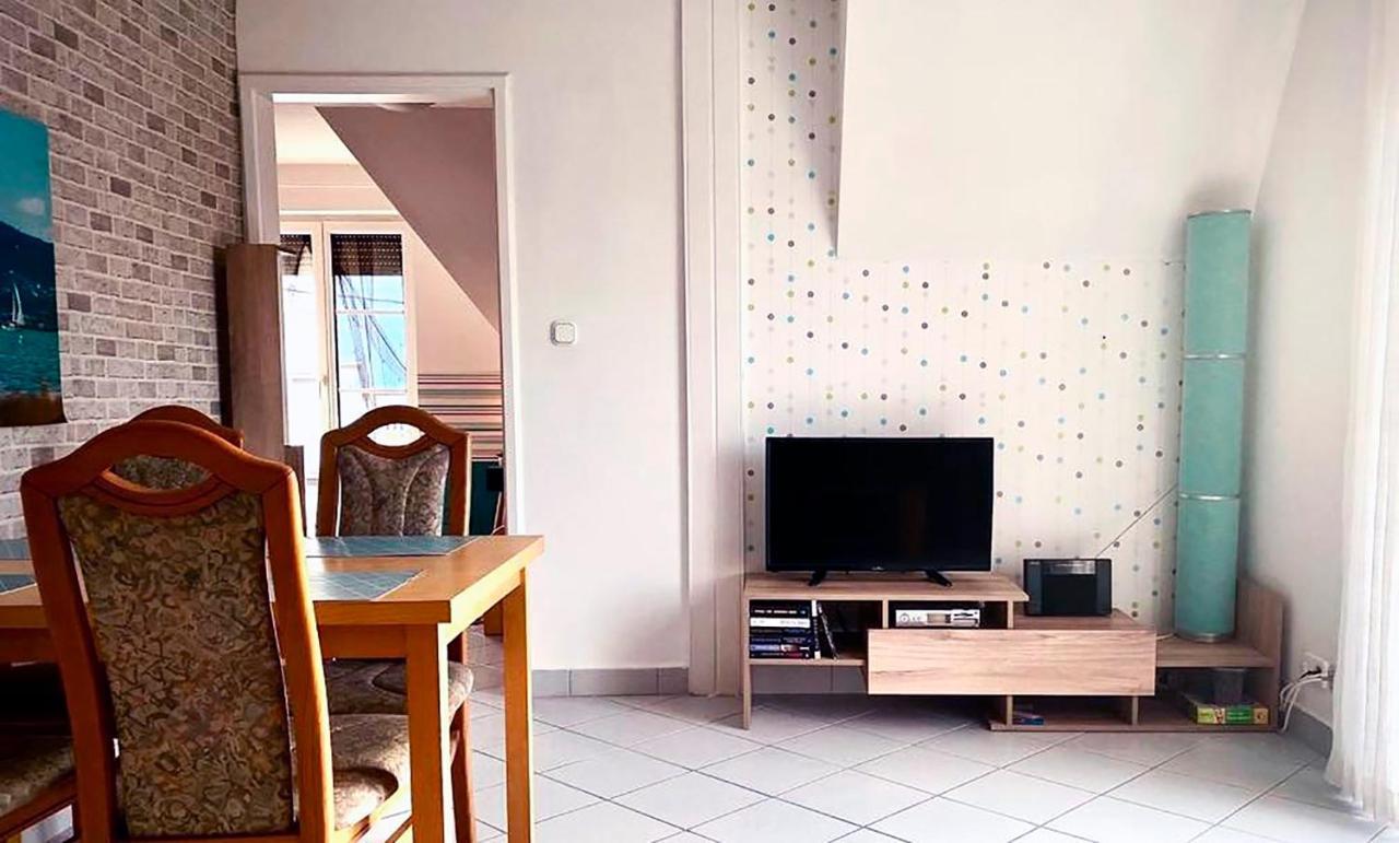Nefelejcs Apartmanház Gyenesdiás Exterior foto