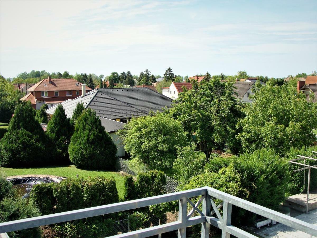 Nefelejcs Apartmanház Gyenesdiás Exterior foto